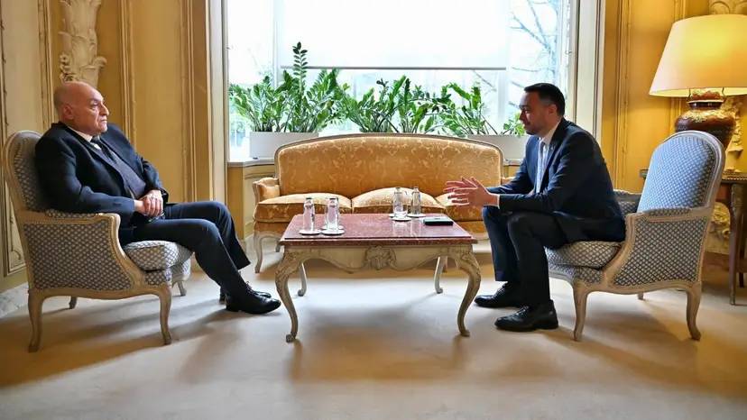 السيد عطاف يجري محادثات ثنائية مع نائب رئيس الوزراء البلجيكي، وزير الشؤون الخارجية والأوروبية والتعاون الإنمائي