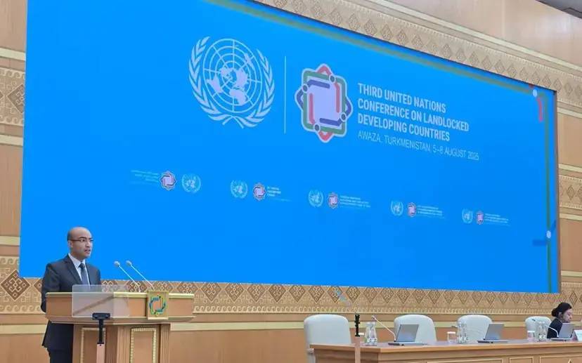 M. Chaib prononce un discours dans le cadre des travaux de la troisième conférence des Nations unies sur les pays en développement sans littoral
